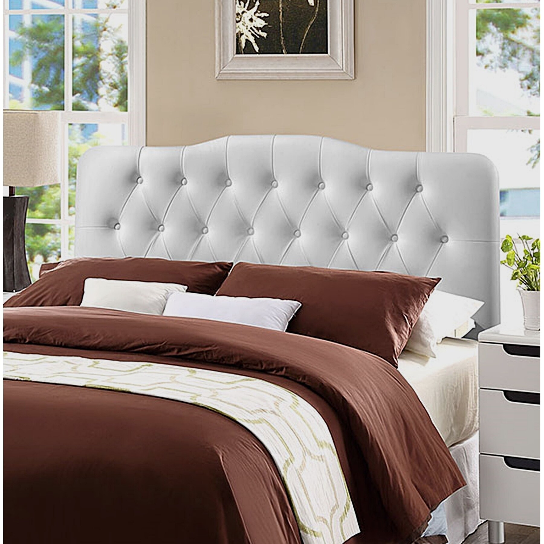 BSD National Supplies Rovna White Upholstered Tufted King Size