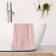 thumbnail image 5 of Toallas de baño suaves de algodón tejido en 2 paquetes, altamente absorbentes y ligeras para el baño, color rosa 28' x 56', 5 of 7