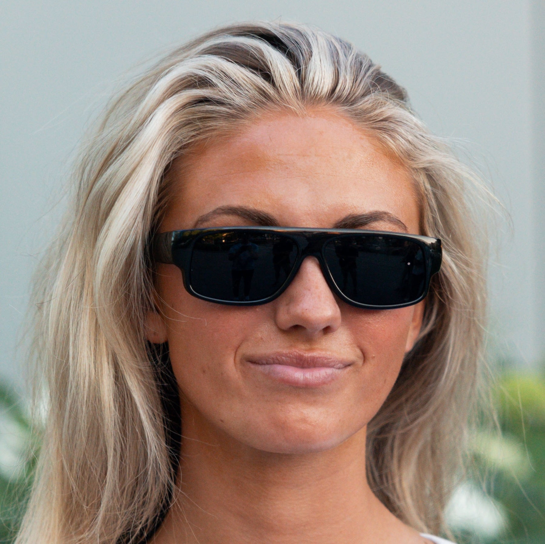 EAZY Super Dark Wraparound Sunglasses – UV400 Protection, Black Fashion Designer Shades for Bright Sunlight
