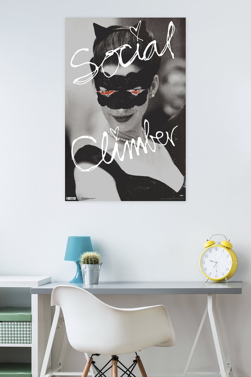 DC Comics Movie - The Dark Knight Rises - Catwoman - Social Climber Wall Poster, 22.375" x 34"
