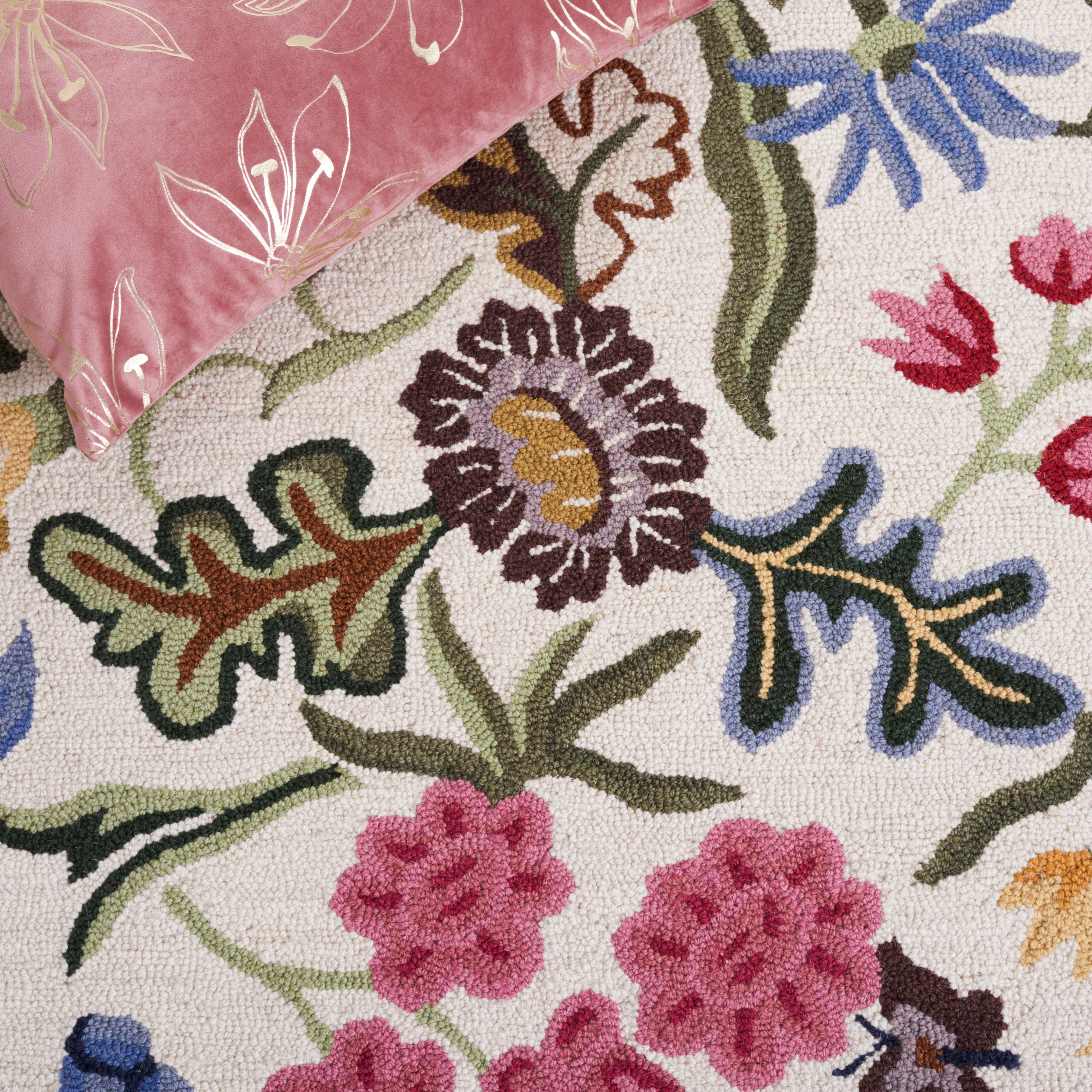 Safavieh Chelsea Mabelle Floral Wool Runner Rug, Ivory/Green, 2'3" x 17'