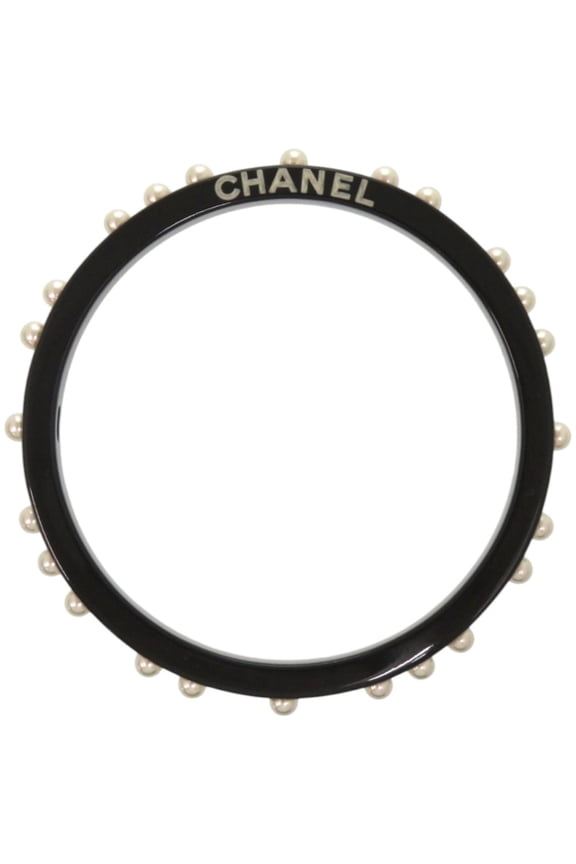 Pre-Owned Chanel logo faux pearl plastic black bangle 1736CHANEL