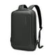 thumbnail image 1 of Mochila Mark Ryden. Bolsillo antirrobo con correas acolchadas. Repelente al agua Oxford. Para laptop de 15.6" a 17.3". Con puerto USB. Modelo 9008 Mark Ryden  Modelo 9008, 1 of 13