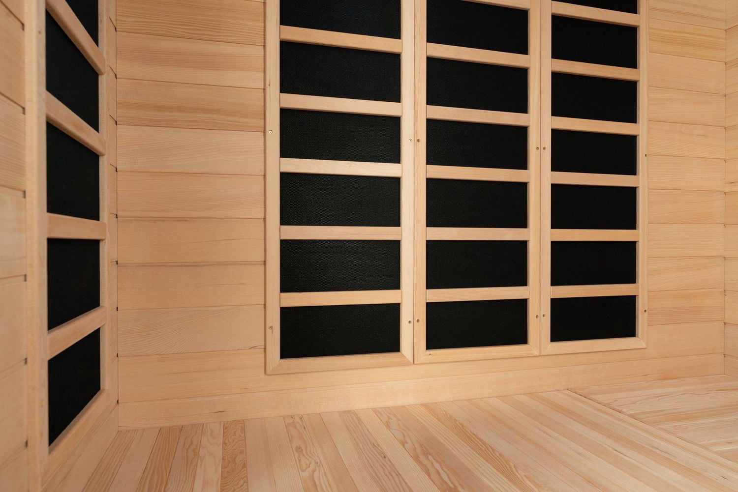 Blisspod 4-5 Person Far Infrared Sauna Premium Hemlock, Low EMF, 12 Heaters, Corner, Spacious.
