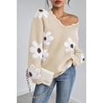 thumbnail image 2 of Jersey rosa de punto queen con cuello en V y fuzzy para mujer, 2 of 9
