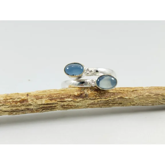 925 Silver Impex Oval Blue Chalcedony Gems Adjustable Toe Ring