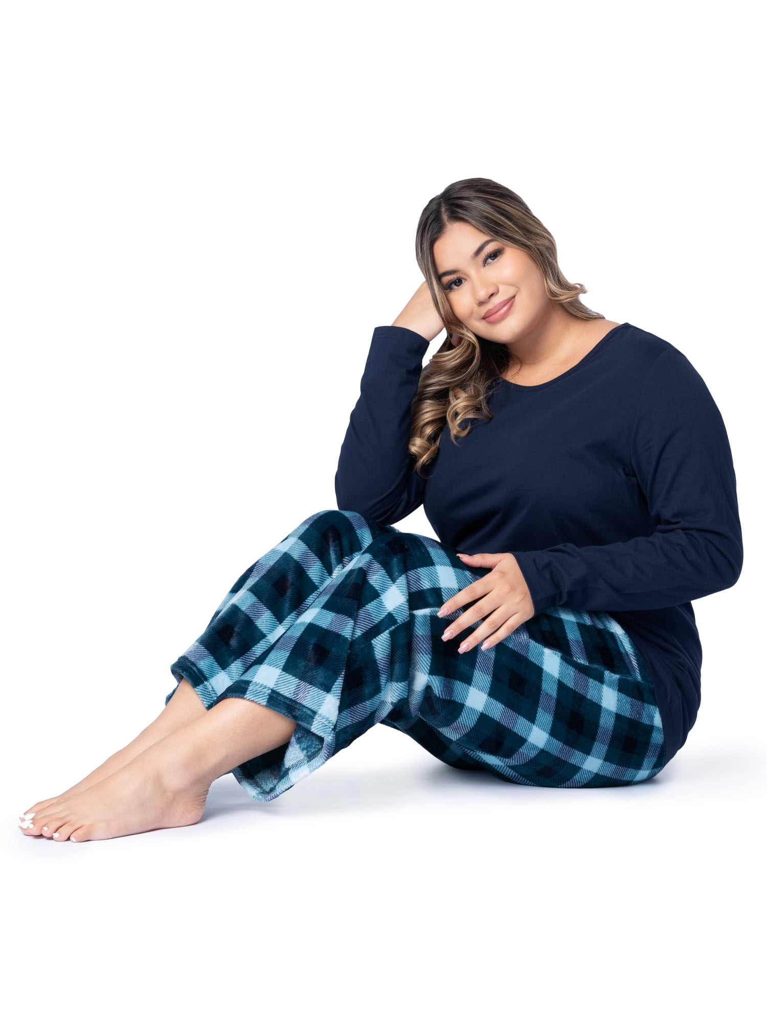 Fruit of the Loom Women's Beyond Soft Long Sleeve Top & Fleece Bottom Pajama Set, Sizes S-4X