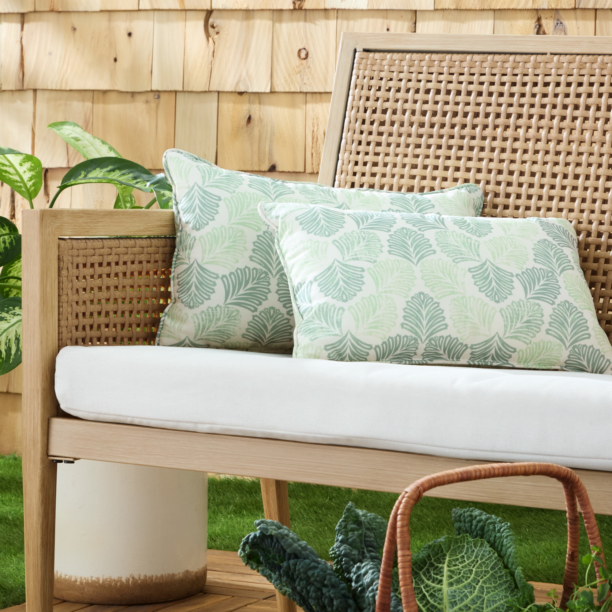 MARTHA STEWART Modern Banana Leaves Indoor Outdoor Decorative Lumbar Pillow 2-Pack Set, UV Fade Resistant, Water Repellent, Printed Tropical Design, Green, 11"x18"
