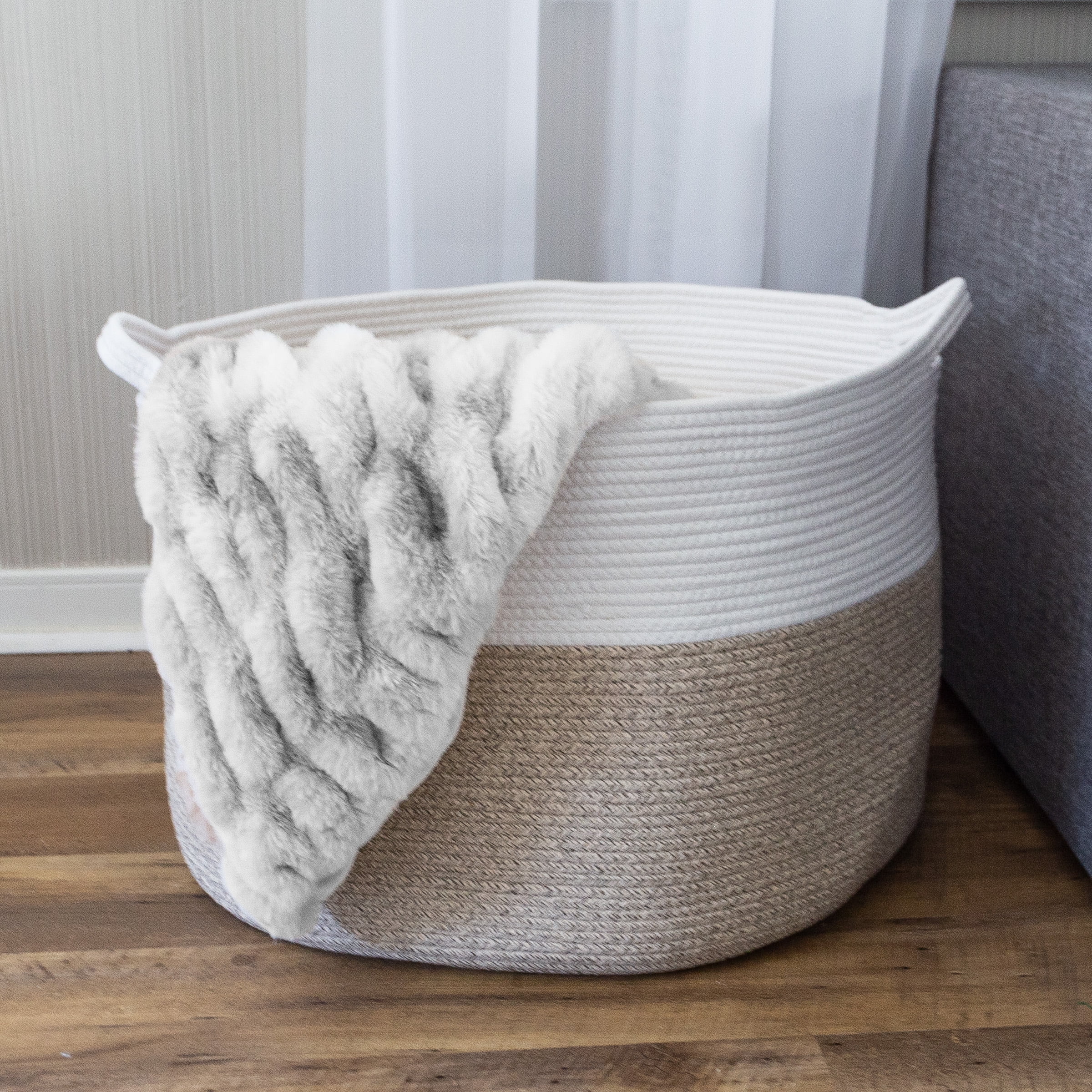 Home-Complete Extra-Large Rope Basket for Laundry, Blankets, and Toys, Natural