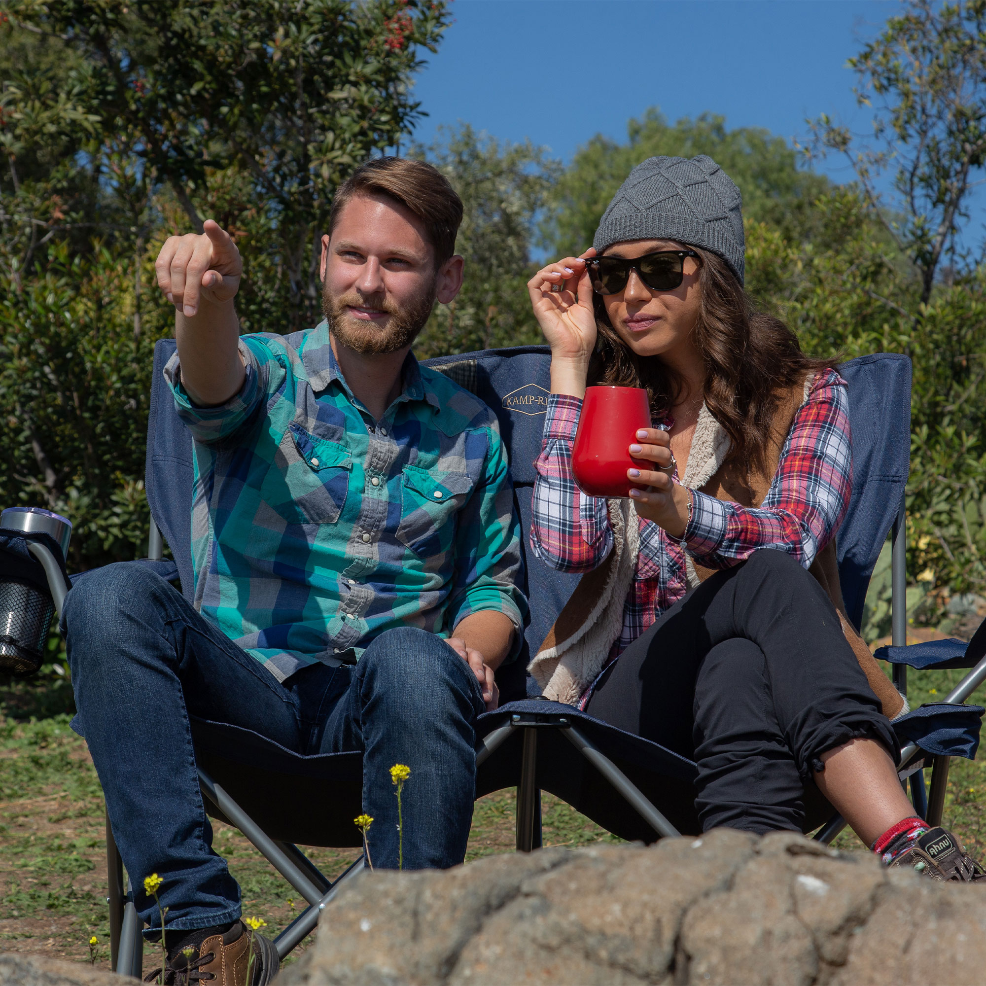 kamp-riteダブルFolding Chair with Arm Rests並行輸入 Portable 2 Person Double Folding Collapsible Chair | Kamp-Rite