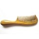 thumbnail image 4 of Peine de dientes anchos de madera de sándalo verde natural, hecho a mano, antiestático, con mango redondeado y aroma para desenredar el cabello rizado. Ideal como regalo (18 cm de largo)., 4 of 5
