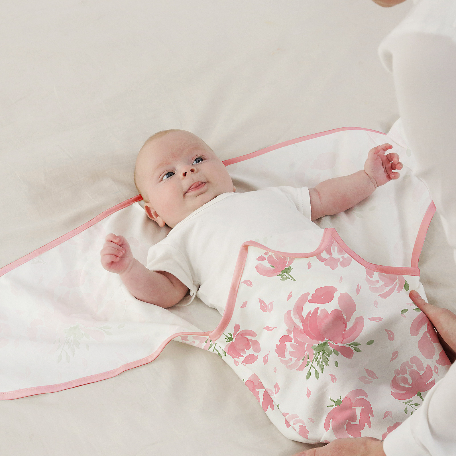 Gllquen Baby Swaddle Blankets, 3-Pack, Pink Flower photo 3