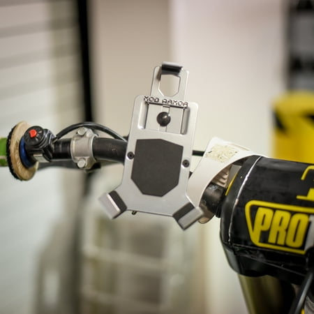 Mob Armor Handlebar Mount/ Polished Portable Phone Mount MOBB2-POL-LG