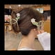 thumbnail image 4 of Pinzas de Garra para Cabello con Flores, Banda de Metal Dorado,Diademas para el Cabello,Adornos para el Cabello, Pinza para el Cabello, Adornos para el Cabello para Mujeres y NiñAs, 4 of 5
