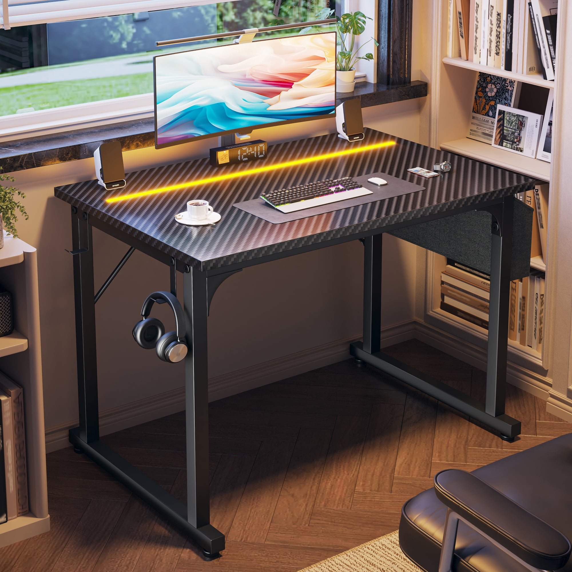 Romorgniz 32 Inch Computer Desk with LED Lights for Small Spaces, Home Office Desk with Storage Bag, Headphone Hook, Black