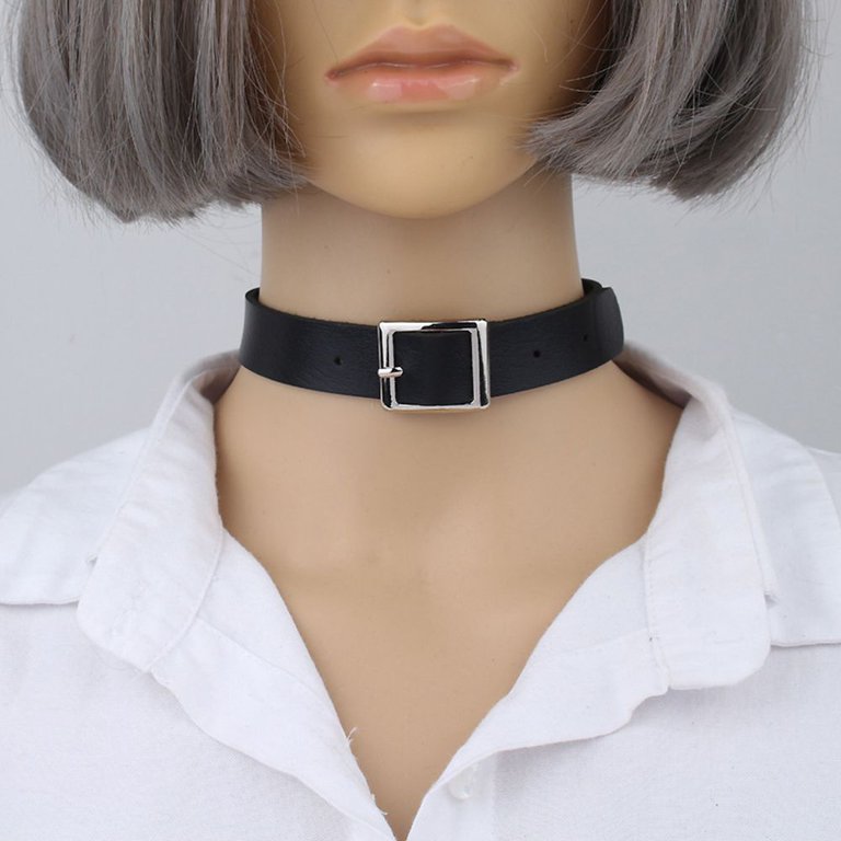 Women's Gothic Collar Neck Chain Geometric Pendant Black Pu