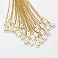 thumbnail image 3 of Colgante de acero inoxidable con forma de concha cuadrada y 26 letras para mujer, cadena de clavícula en inglés, accesorios de cadena de lana, 3 of 5