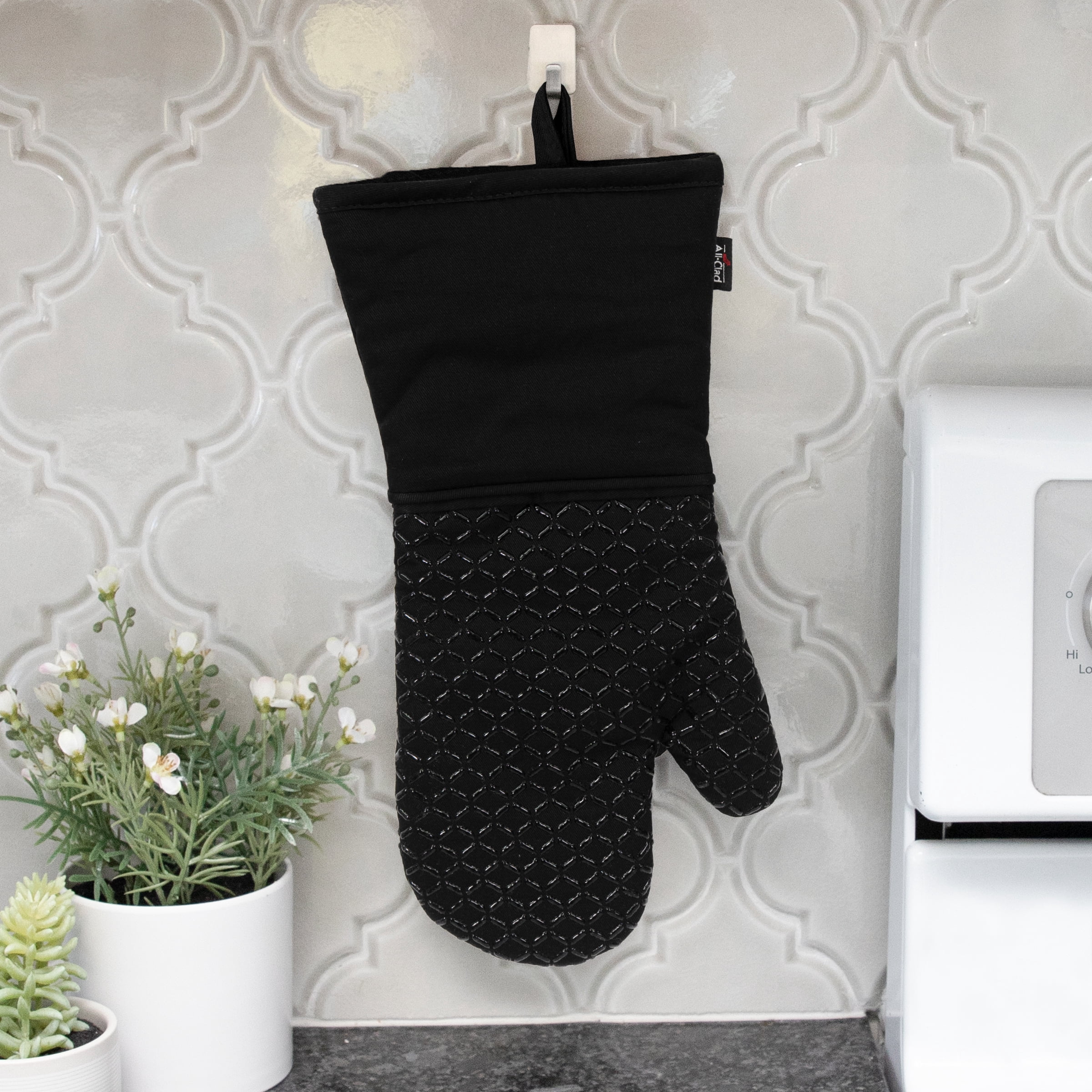 All-Clad Ogee Silicone Printed Oven Mitt, 2-Pack, Black