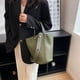 thumbnail image 3 of Moda de marca de lujo para mujer, bolsos de diseñador, bolso de cubo sólido, bolso cruzado de hombro, 2023, 3 of 6