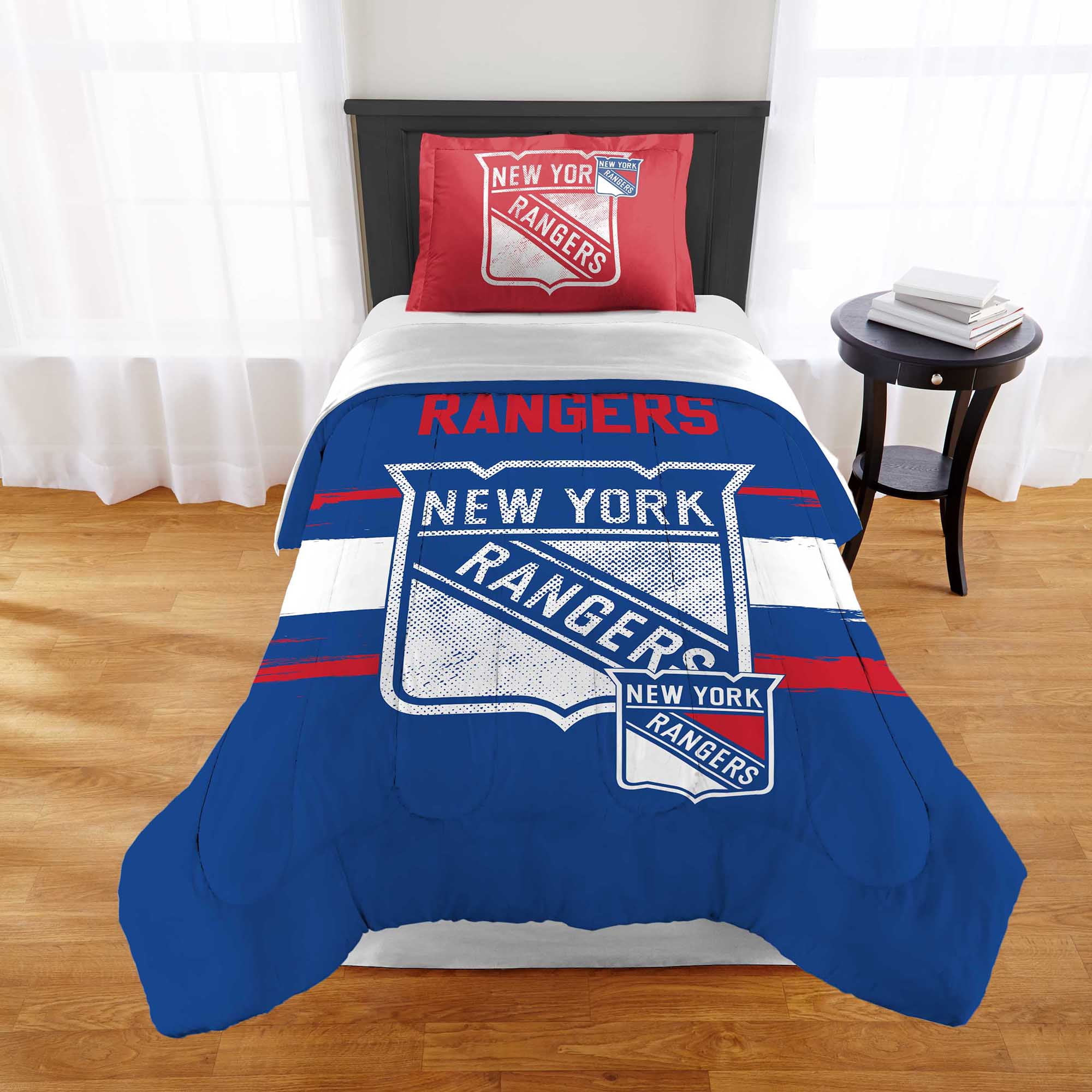 NHL New York Rangers Officially Licensed Comforter & Sham set Twin/Twin XL