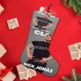 thumbnail image 4 of Nick Jonas Tema: Calcetines de Navidad, fino lino blanco para colgar en escaleras y chimenea, decoración navideña para el hogar, regalo de Navidad. 45cm × 32cm, 4 of 5