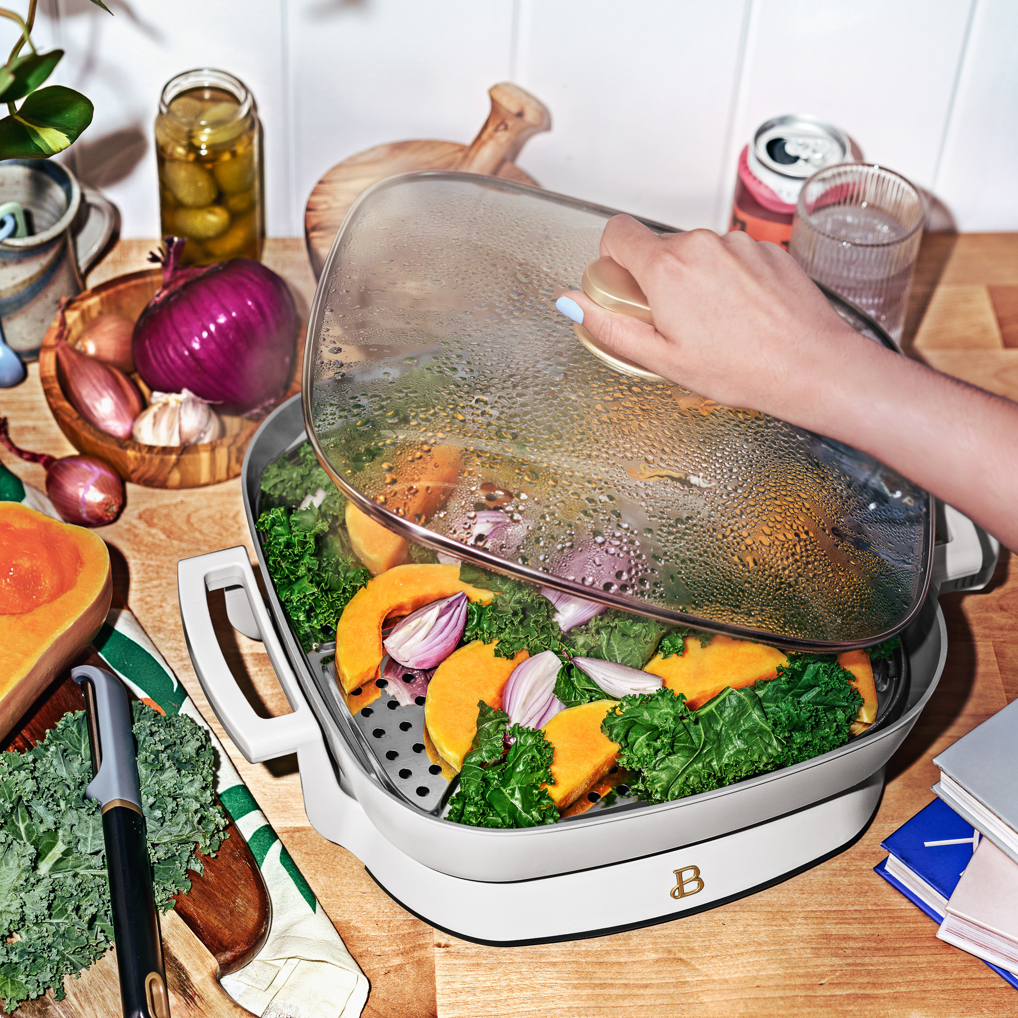 Beautiful 5-in-1 Electric Skillet with Glass Lid, White photo 7