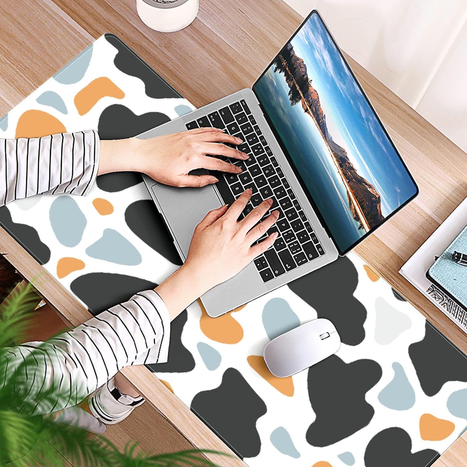 Colorful Cow Print Desk Mat, Desk Accessory, Cute Workspace, Trendy Workspace, Trendy, 35.4x15.7in Large Gaming Mouse Pad, Cute Desk Topper, Pretty Desk Pad