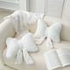 thumbnail image 4 of Cojín decorativo de terciopelo | Cojín suave y relleno para sofá, sala o cama | Cojín de poliéster de 40 cm, 4 of 6