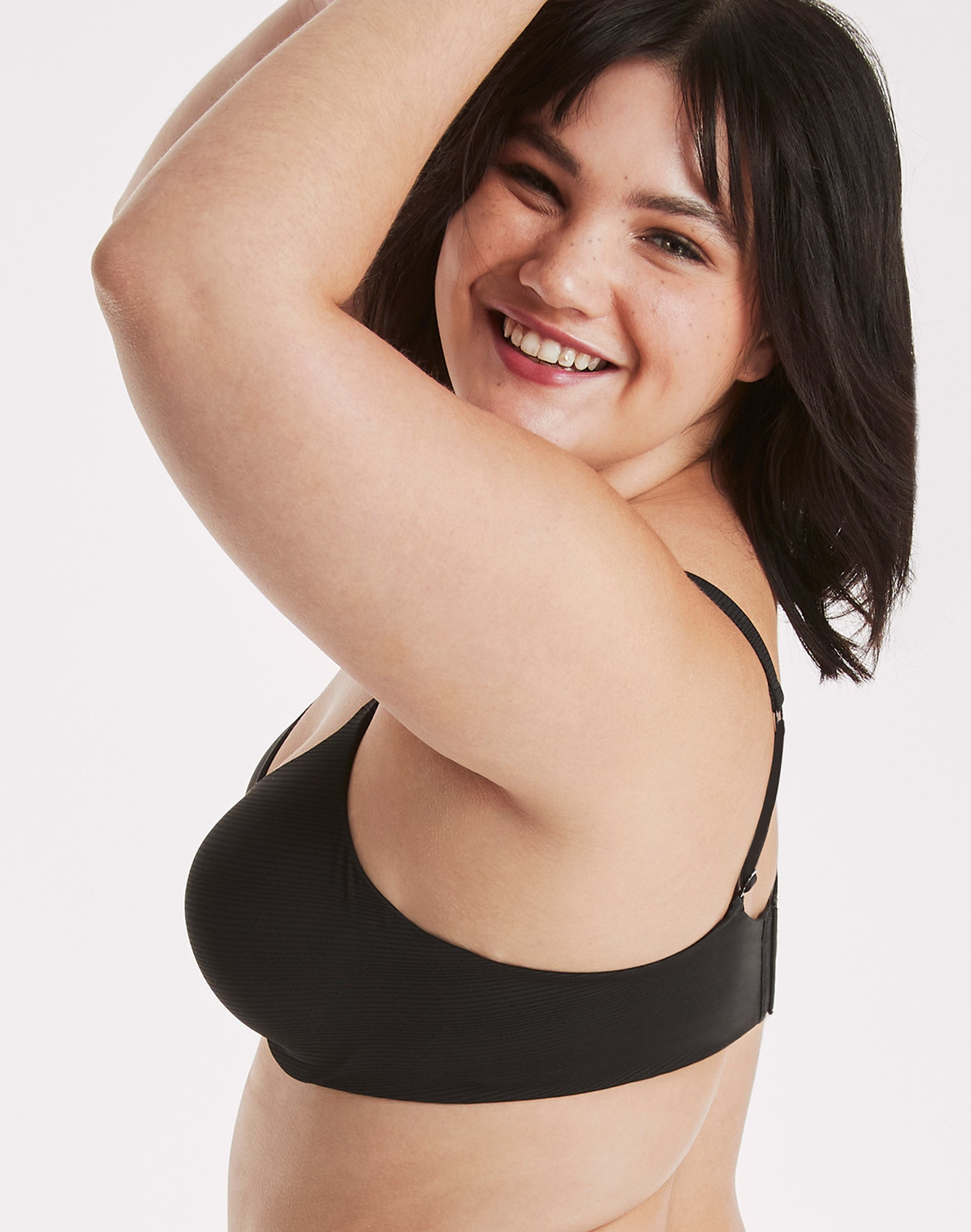 Hanes Ultimate Women's Underwire Bra with T-Shirt Softness Wicking DHHU02