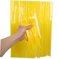 thumbnail image 4 of UPGRATOR Falda Para Decorativa Con De Lluvia En Color Amarillo Para Uso En Fiestas, 4 of 6