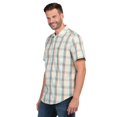 thumbnail image 2 of Camisa Slim Fit Manga Corta LEE Hombre 370 Amarillo XXG, 2 of 5