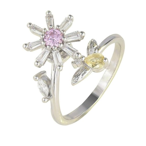 Hewann Knitting Loop Ring Adjustable Knitting Loop Crochet Ring - Ergonomic Finger Protector for Fast Knitting, Adjustable Yarn Guide, Crafting Accessory for Knitters and Crocheters - 1PC