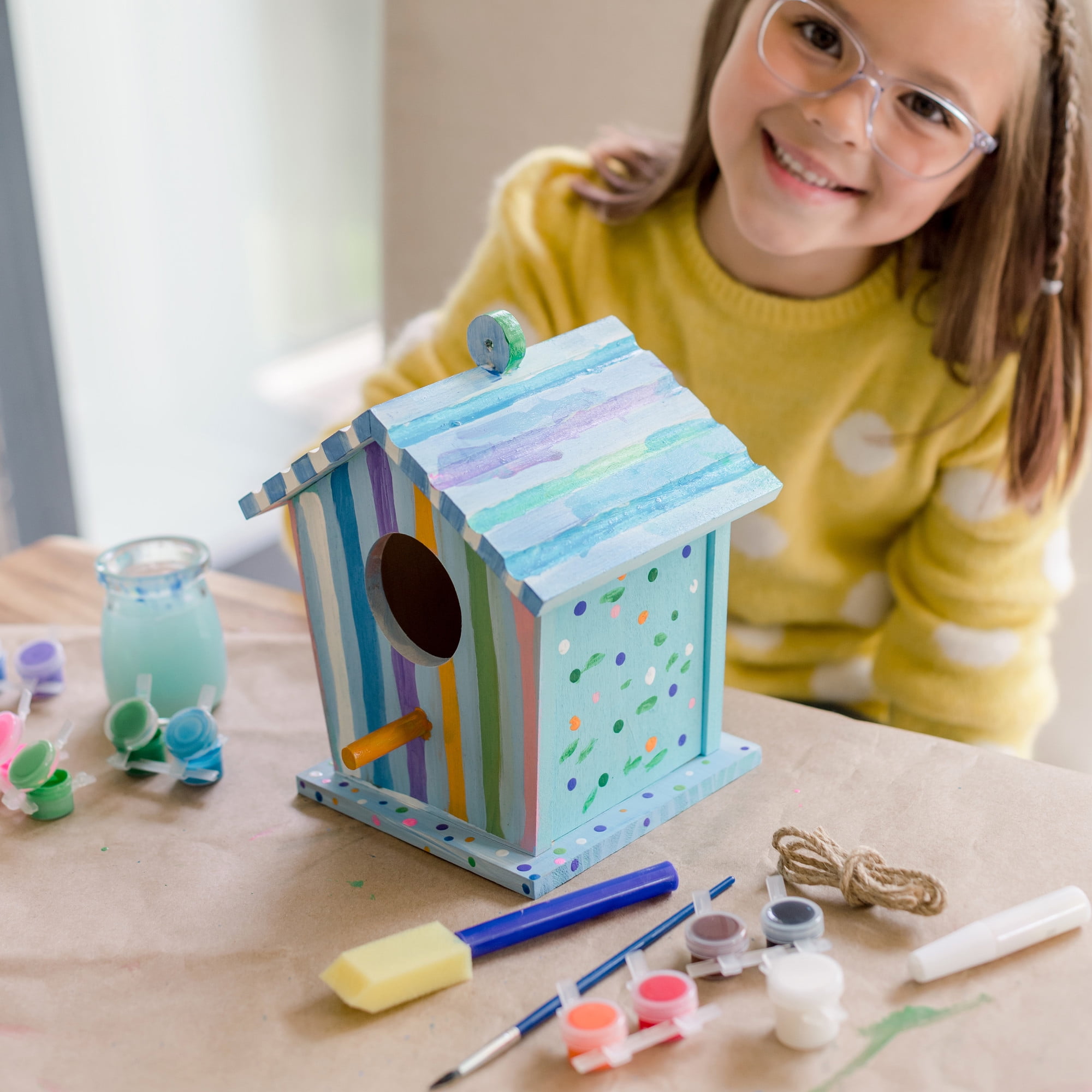 MindWare Make Your Own Birdhouse Kit, Wood Art Kit for Kids, Includes Pre-Cut Wood Pieces and Art Supplies to Assemble and Paint Your Own Bird House