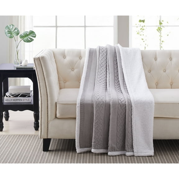 Atri Sweater/Sherpa Throw Grey