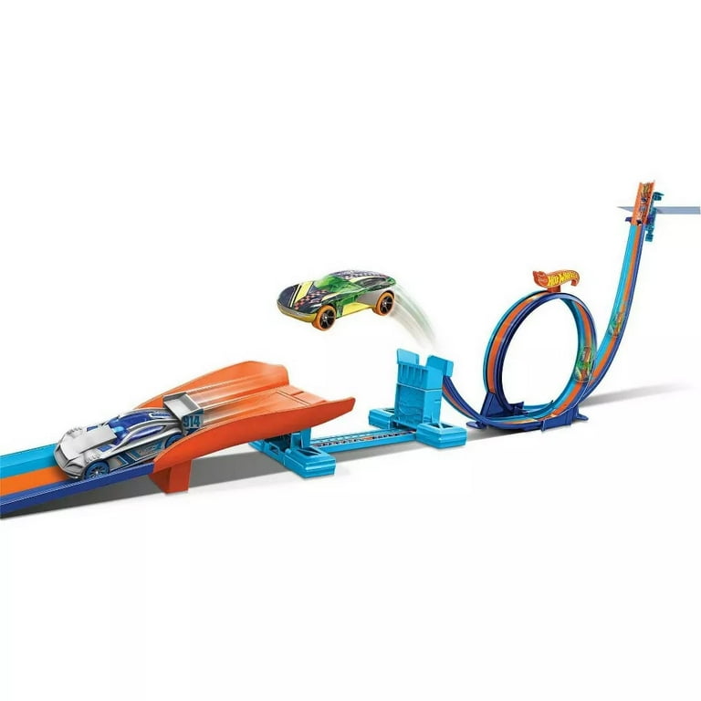 Hot Wheels Ultra Hots Downhill Loop Jump Trackset Cars Down a