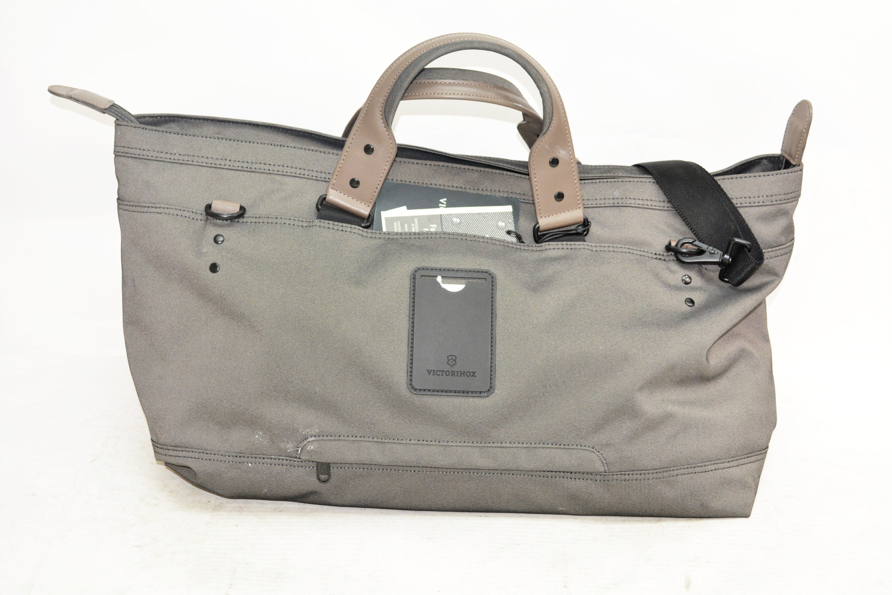 Victorinox Lexicon 2.0 23.6 Inch Weekender Deluxe Carry All Tote