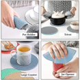 thumbnail image 3 of Soporte para ollas de silicona y manoplas para horno, almohadillas calientes de goma con aislamiento antideslizante multiusos, mantel individual resistente al calor, paquete de 5 (azul claro, 3 of 5
