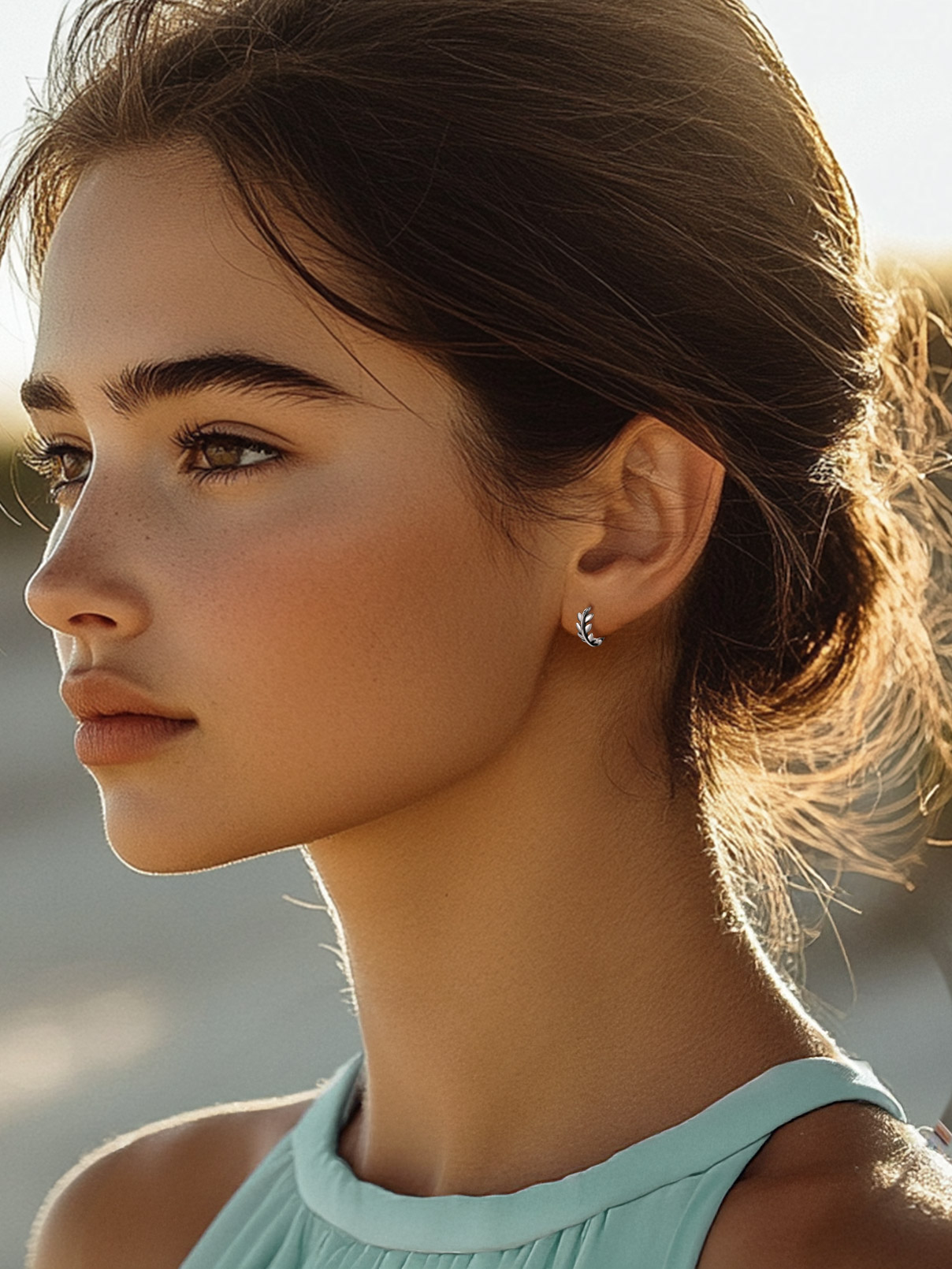 FaithHeart 925 Sterling Silver Leaf Huggie Hoop Earrings for Women Lightweight Dainty Hypoallergenic Small 9mm Cartilage Huggies Silver Earrings Jewelry Gift for Friends Wife Anniversary
