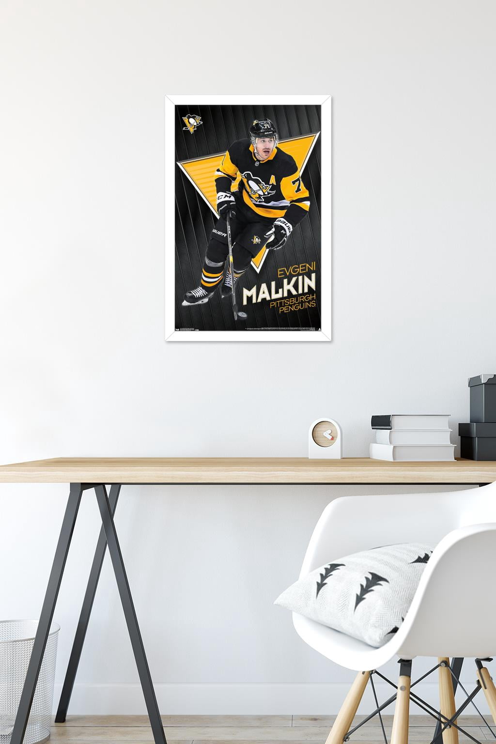 NHL Pittsburgh Penguins - Evgeni Malkin 19 Wall Poster, 14.725" x 22.375" Framed