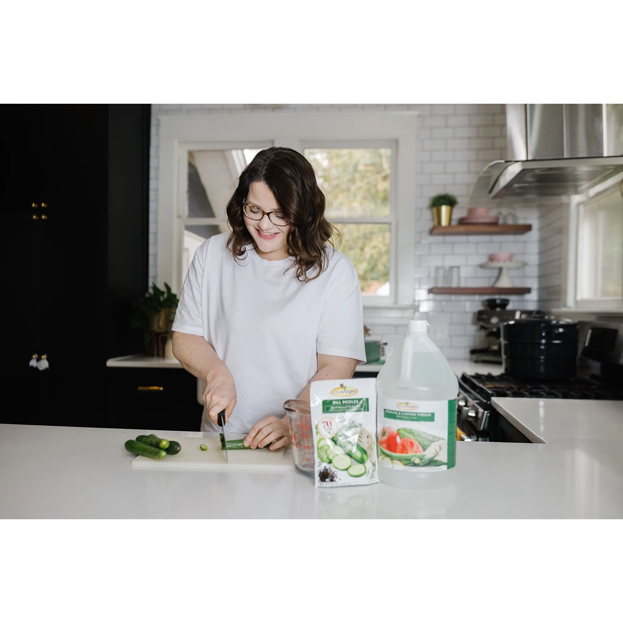 Mrs. Wages Pickling Mix Variety Pack, 3 Kosher Dill and 3 Bread & Butter Pickle Seasoning Mixes, Quick Pickling and Canning Supplies for Homemade Pickles