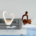 thumbnail image 2 of Figura decorativa de escritorio con forma de corazón, escultura abstracta de pensador, figura humana de resina cerámica. Ideal para estantería de ofic, 2 of 8