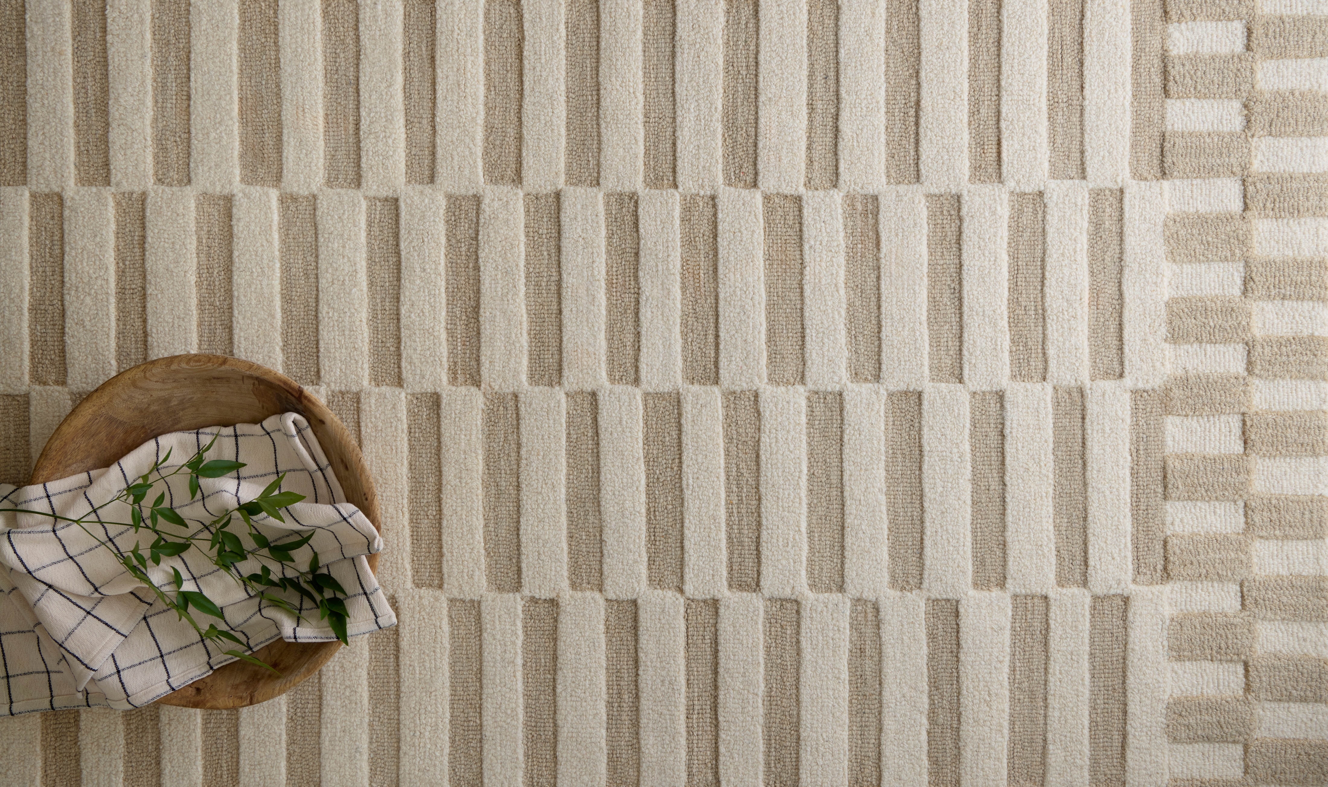Chris Loves Julia x Loloi Bradley Ivory / Beige 5'-0" x 7'-6" Area Rug