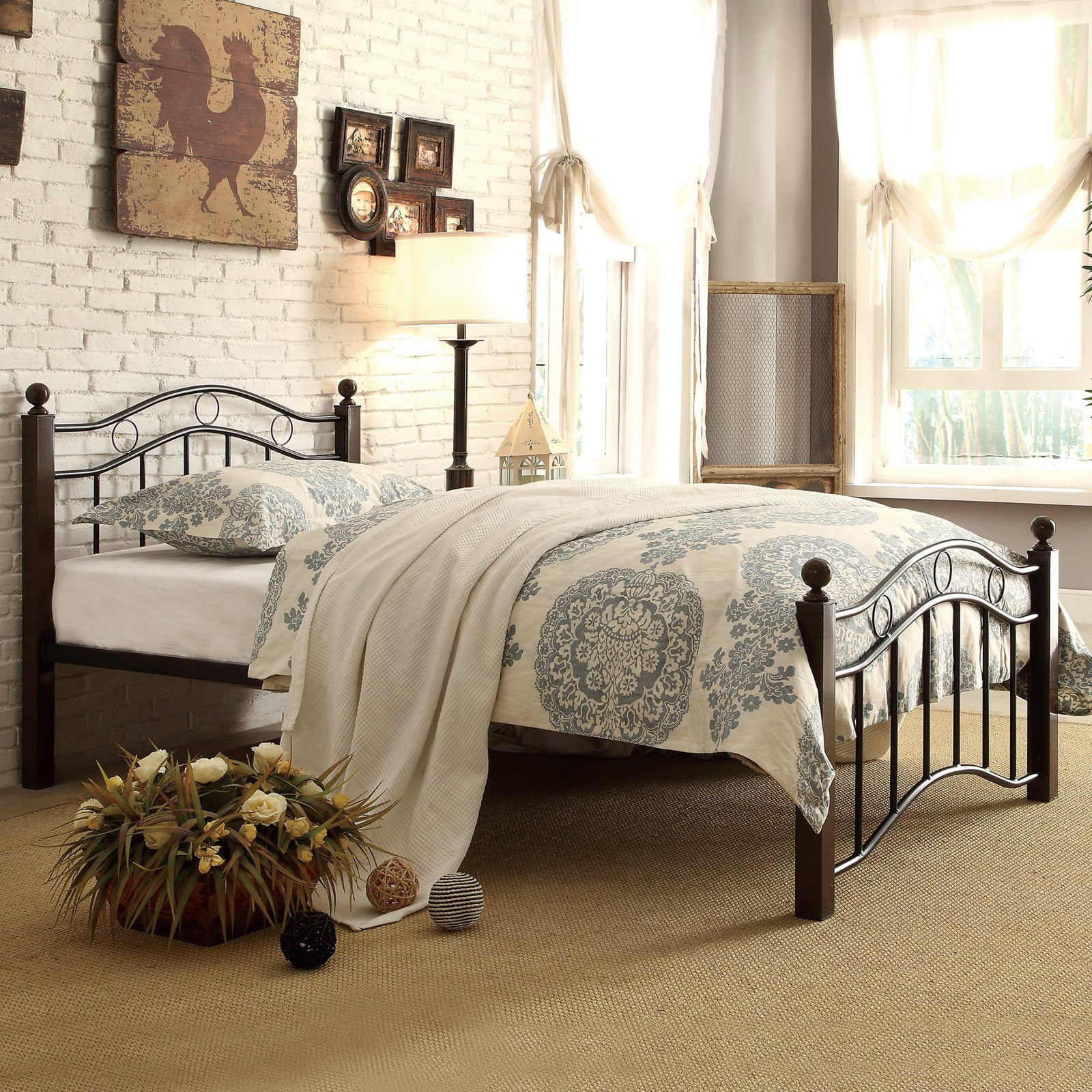 Weston Home Averny Metal Platform Bed Black Brown