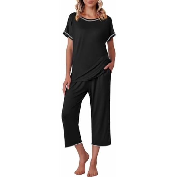 Ekouaer Women's Capri Pajama Sets Floral Print Short Sleeve Sleepwear Top and Capri Pants 2 Piece Loungewear with Pockets