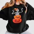 thumbnail image 2 of EHQJNJ Sweat à Rayures pour Femmes Mode Imprimé Manches Longues Col Rond Pull Graphique Sweat-Shirts de Noël pour Femmes Noir, 2 of 4