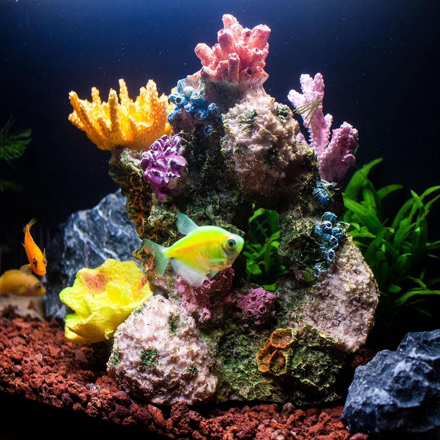 Fish Tank Rock Decor Coral Cave Aquarium Decorations Large Resin Coral Mountain Ornaments Large Fish House Breed Tank Decor for Marine Betta Fish Tank Landscape
