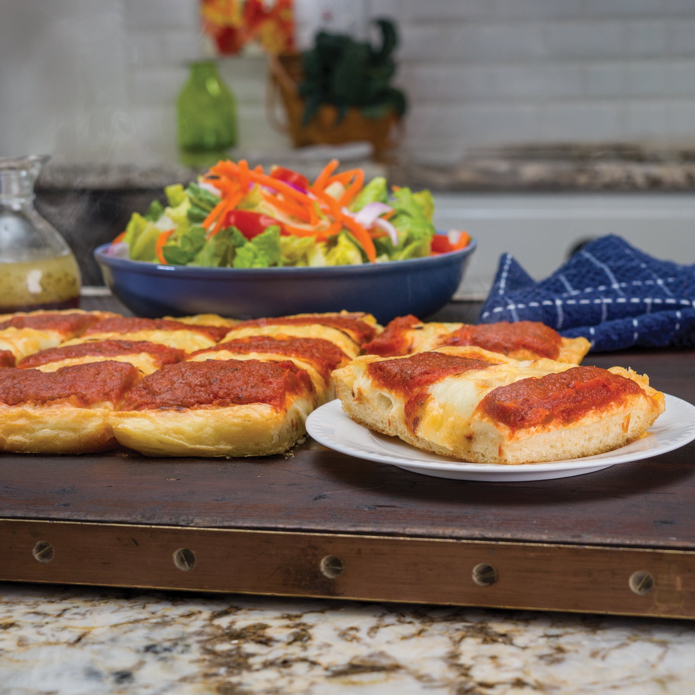 Buddy's, Detroit-Style Cheese Pizza, Frozen, 30 oz