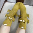 thumbnail image 2 of Calcetines de plátano para adultos, divertidos calcetines de frutas, calcetines de tripulación, calcetines de piso de punto suaves y cálidos para invierno, regalos de Navidad y Año Nuevo para mujeres, 2 of 4