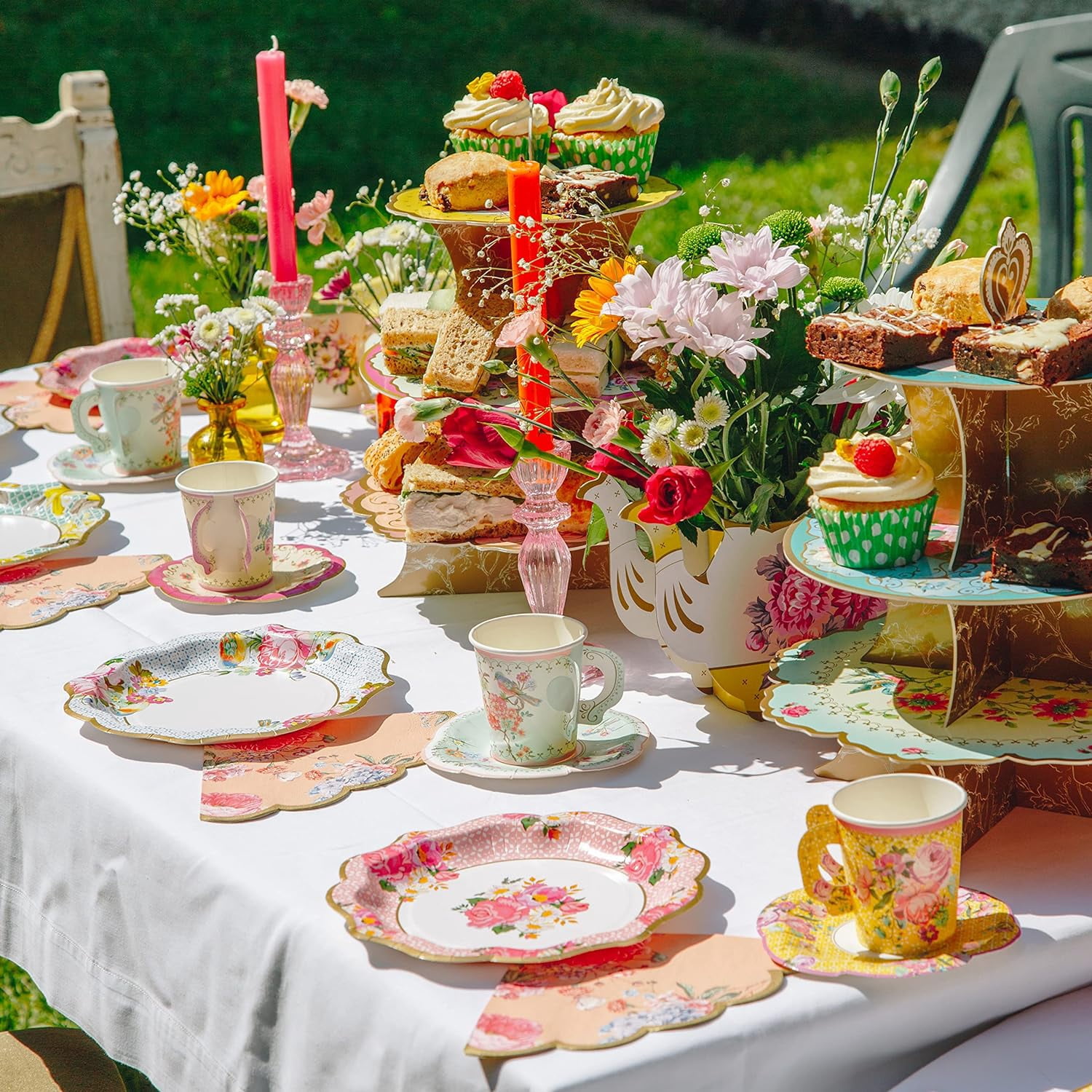 Talking Tables | 144 x | 8.5" Pretty Vintage Floral Disposable Bulk Paper Plates Afternoon Tea Mothers Day Table Party Decorations for Birthday Baby Shower, Wedding and Anniversary, Pastel Pink