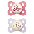 thumbnail image 1 of Chupete MAM Night de 0 a 6 meses con funda esterilizadora, paquete de 2, 1 of 7